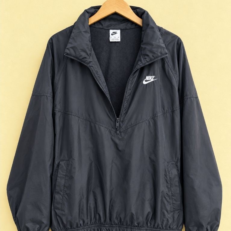 Nike outdoor hallzip