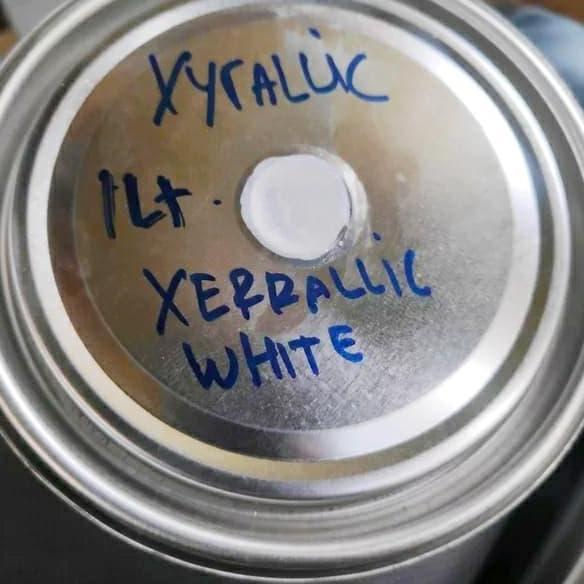 dikalilo56 - cat putih xyrallic xyralic xerallic xeralic white 1l cat pu