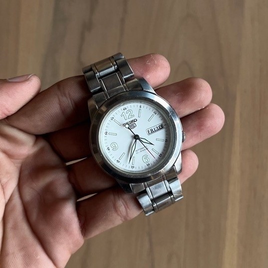 SEIKO-5-SNKE57-White Dial military style (Jam Saja)