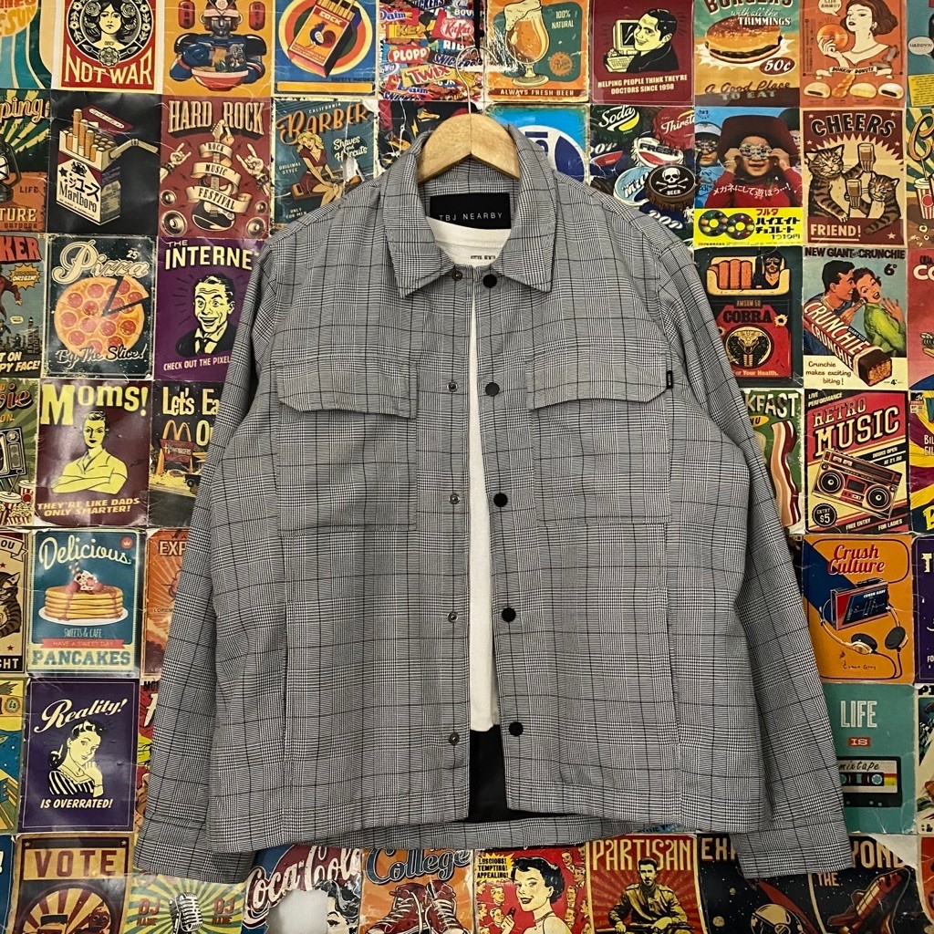 jaket nearby size L