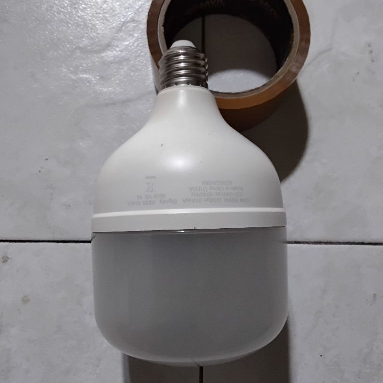 Lampu Philips 30 watt