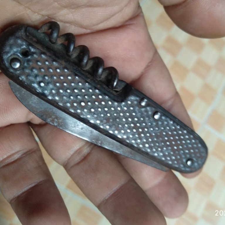 pisau lipat vintage okapi