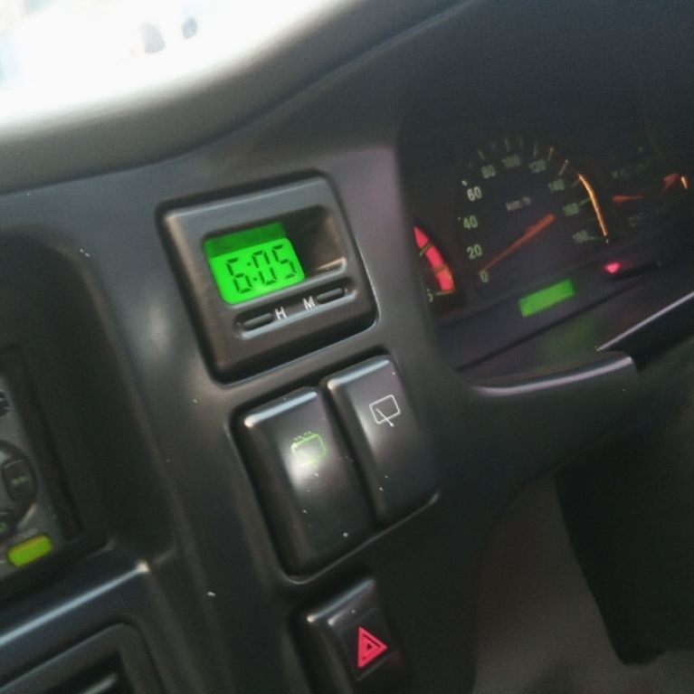 Jam Digital Dashboard Isuzu Panther Kapsul Original NOS Stok Lama | Panel Jam Dashboard | Isuzu Spor