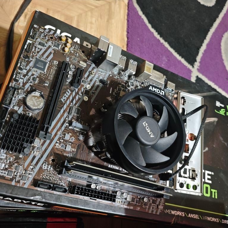 paket ryzen 5 5600g mobo msi a520m ram 16gb dd4