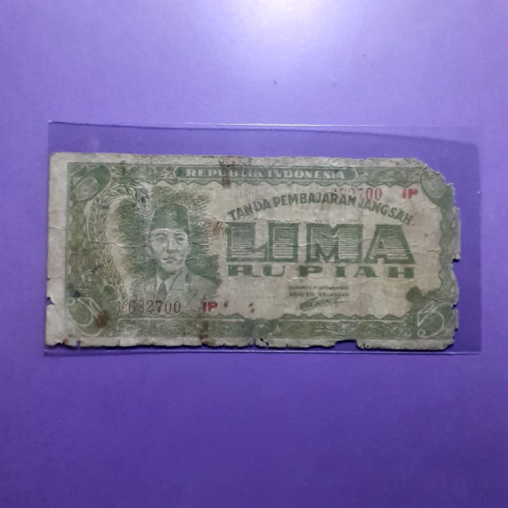 Uang kuno 5 rupiah ori tahun 1945