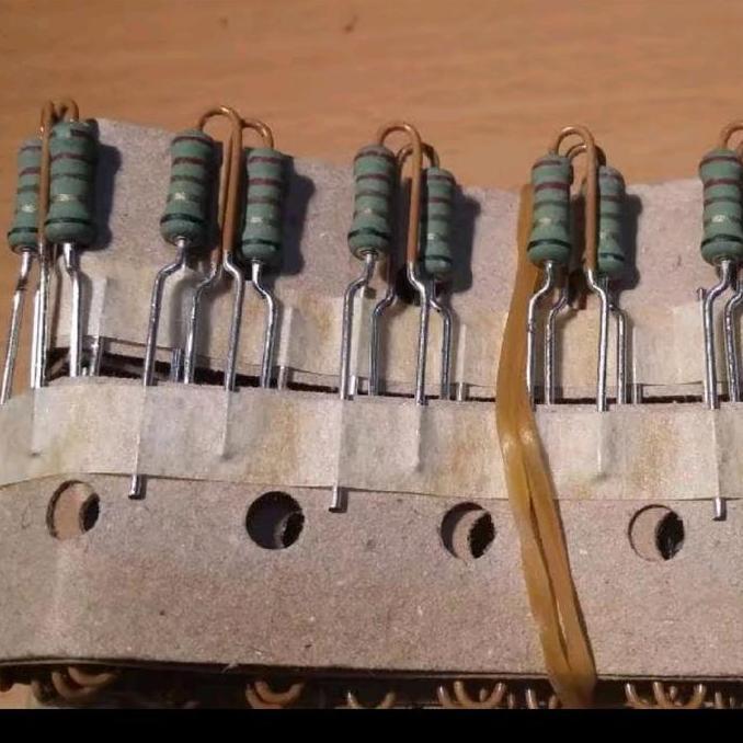 RESISTOR 220R 220 R 220OHM 220 OHM 1 WATT JAPAN KUALITAS BAIK ELC99