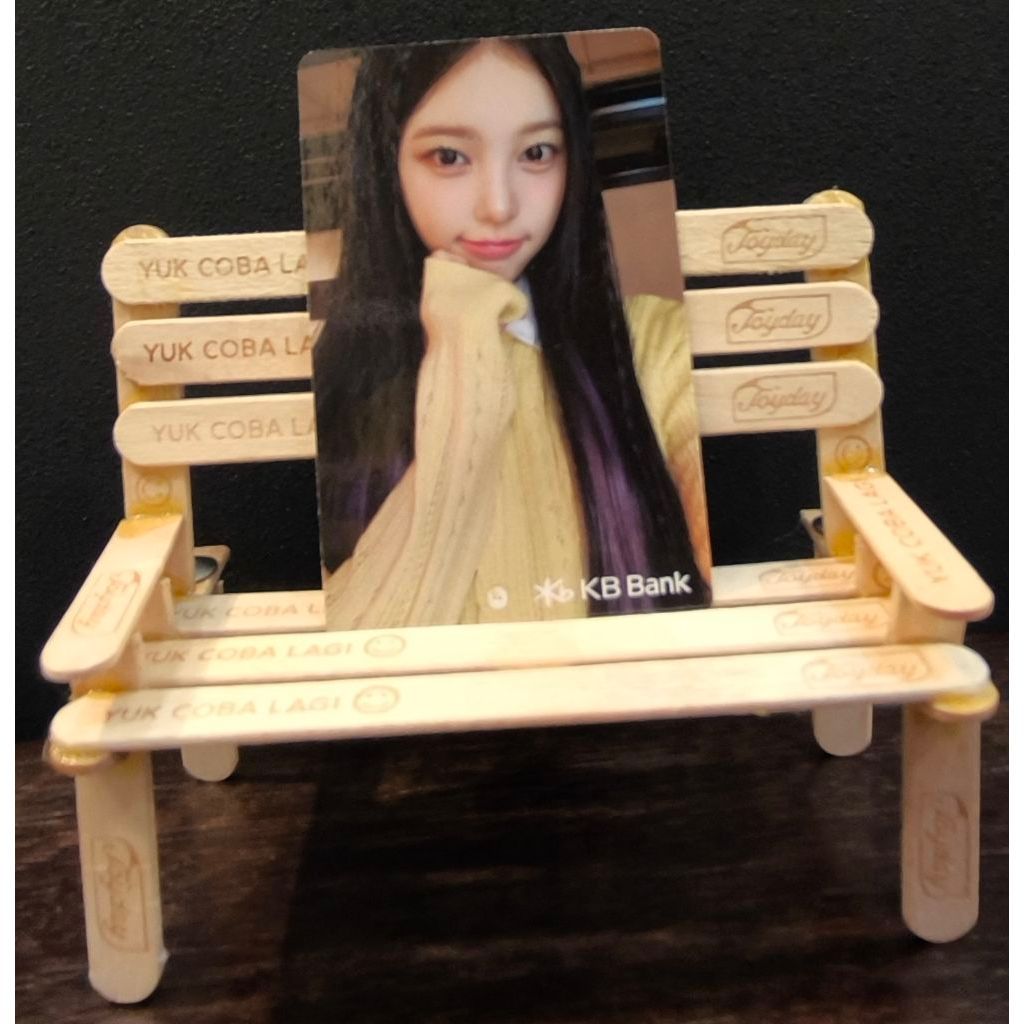 KB Bank PhotoCard Hearts2Hearts
