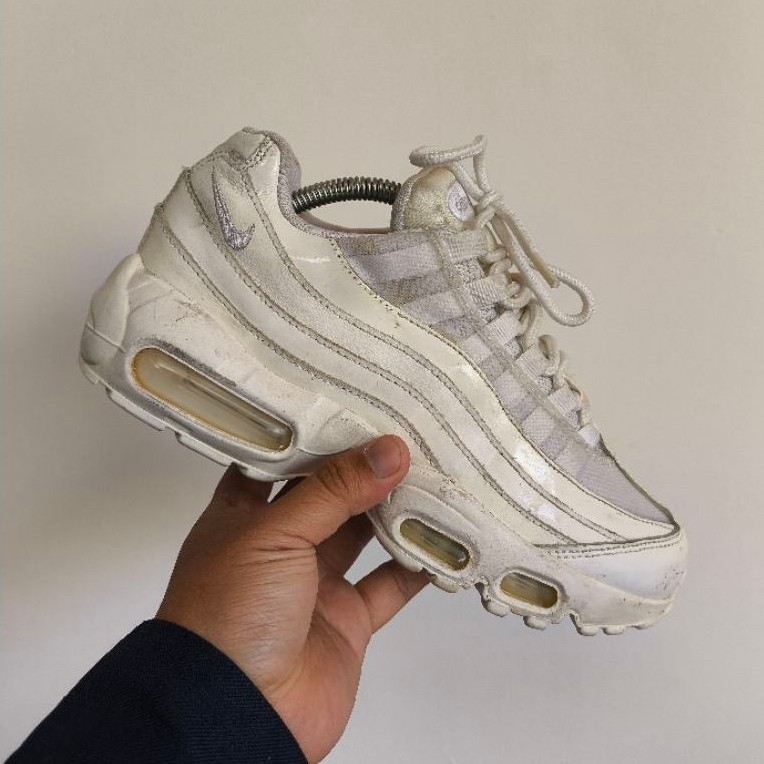 Sepatu Second Nike Air Max 95 Ori Sz 38