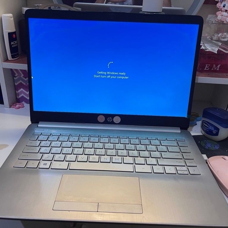 LAPTOP HP NOTEBOOK 14s-bekas