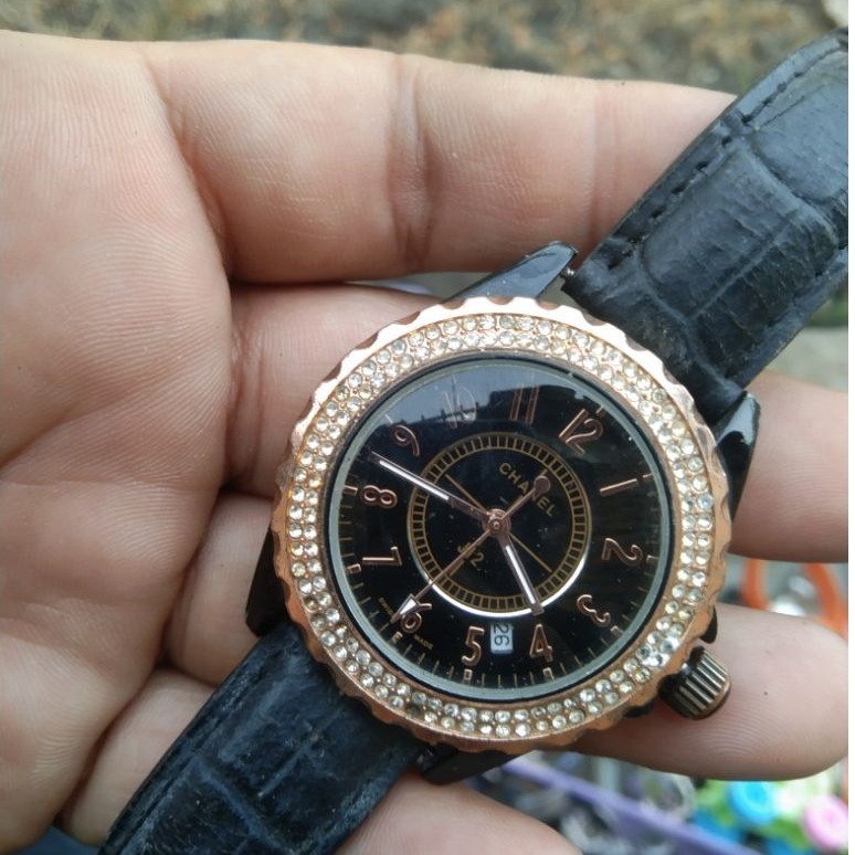 JAM TANGAN CHANEL MEWAH