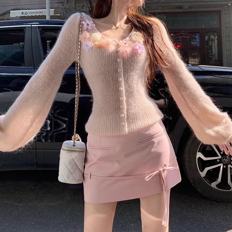 [Cream Winnie] Set sweter pendek + rok manis Korea