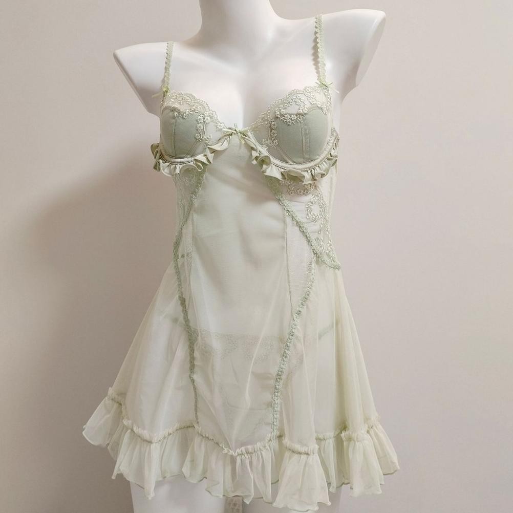 Baju tidur suspender warna solid renda seksi