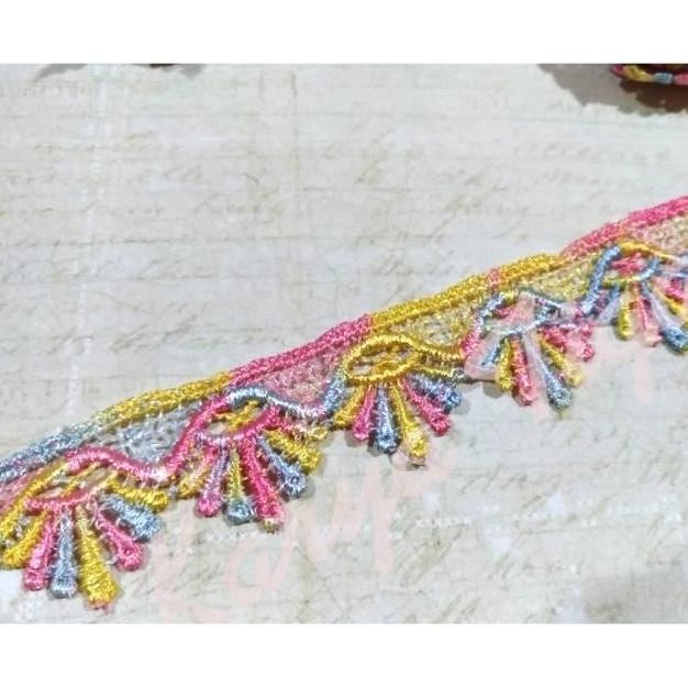 

*****] Renda Giper / Gyper Bordir Kipas Pelangi Besar (Lebar 3 cm)