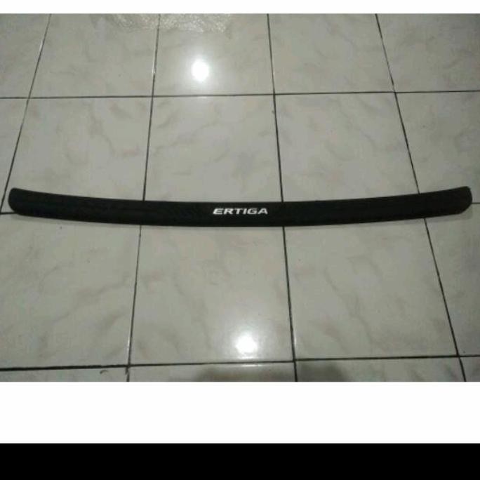 sill plate belakang ertiga