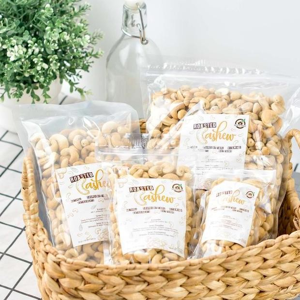 

Roasted Cashew Camilan Kacang Mete Panggang 250 Gr