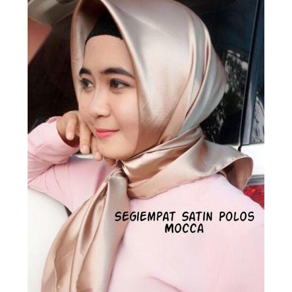 Segiempat Satin Jilbab Satin