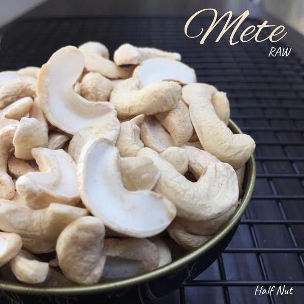 

Kacang Mede Belah / Kacang Mete / Mente Murah - 1.000Gr Allshop