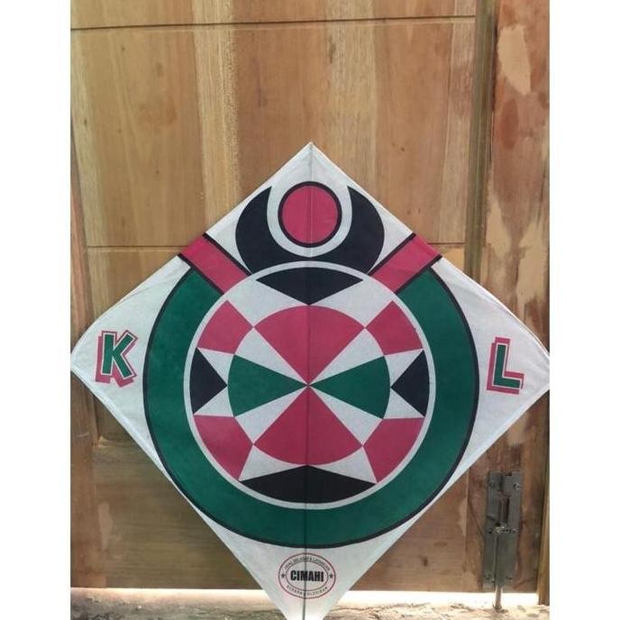 (10 pcs) Layangan stelan (minimal 20pcs order) Layangan aduan Layangan seot