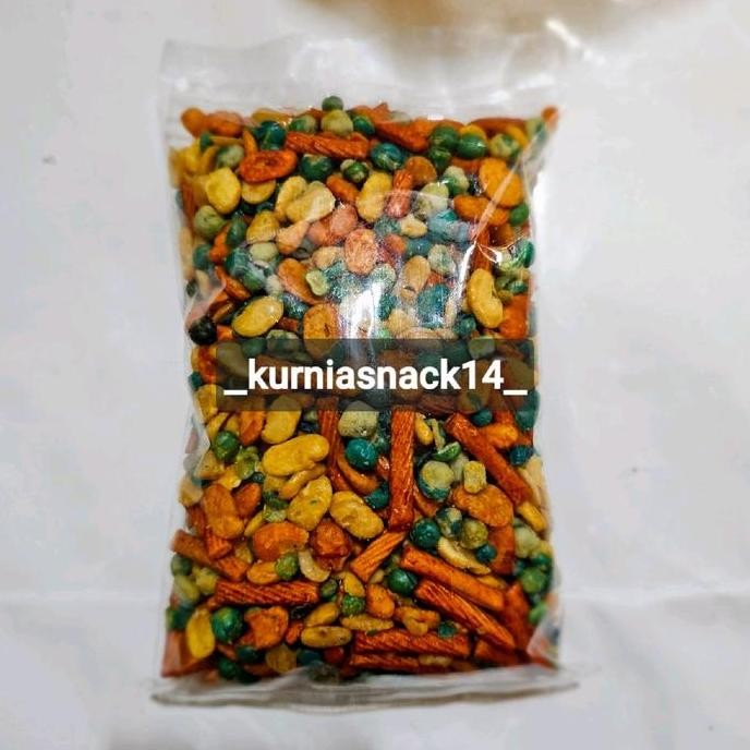 

JR26 KACANG MIX / KACANG CAMPUR GURIH ASIN MANIS PEDAS