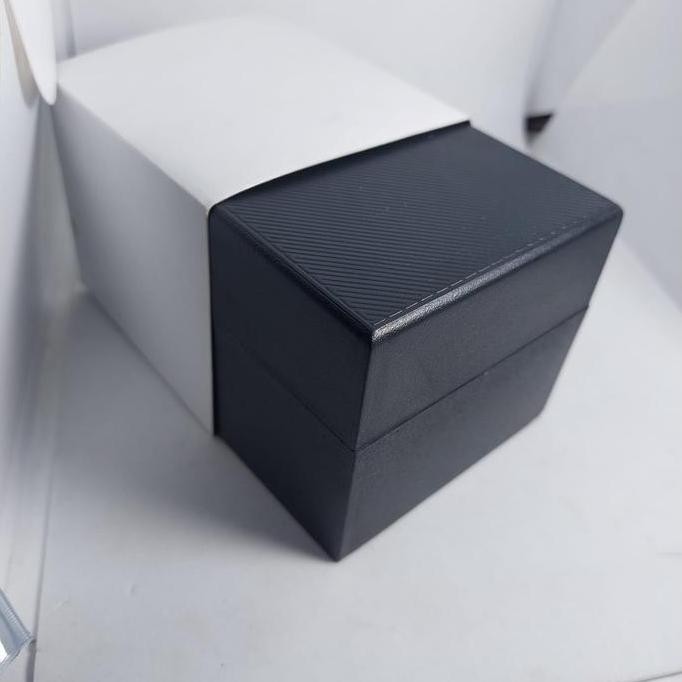 Kotak Jam Tangan Segi KS