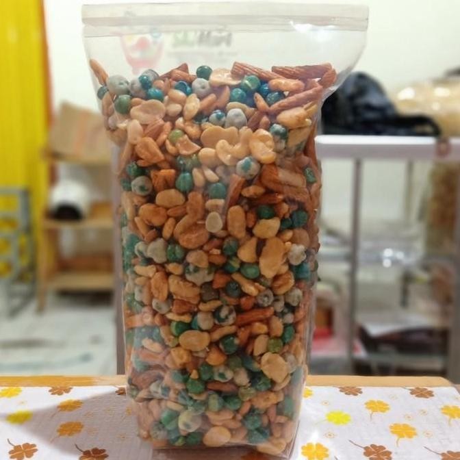 

(Good) Kacang Campur / Kacang Mix Super 1kg