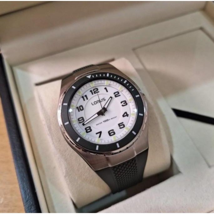 Ready  LORUS R2333LX-9 R2333LX9 ANALOG GREY RUBBER BAND BEST SELLER ORIGINAL