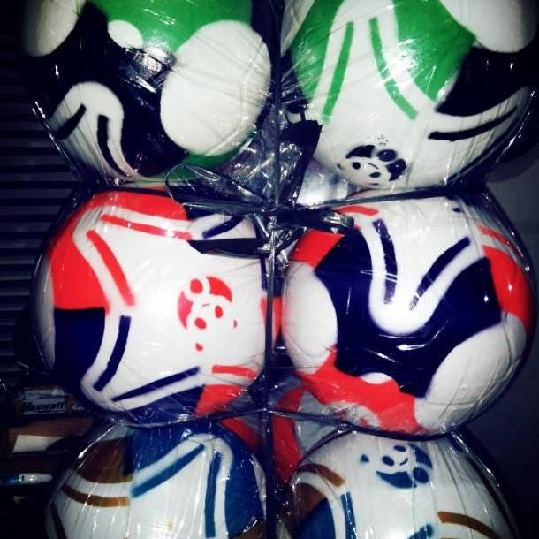 (Best) Bola tendang plastik / bola panda ukuran Large / mainan anak / sepak b