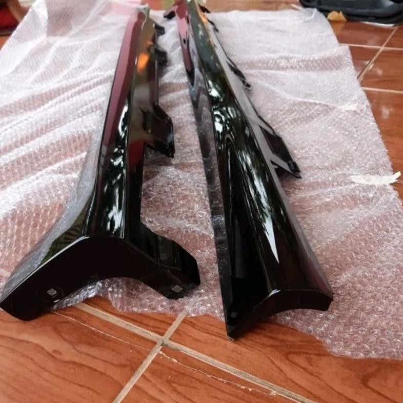 BODYKIT SIDE KIRT SIDESKIRT BODY SAMPING SIDEKIRT BRIO 2019 SAMPAI 2025 HITAM  CRYSTAL BLACK ORIGINA