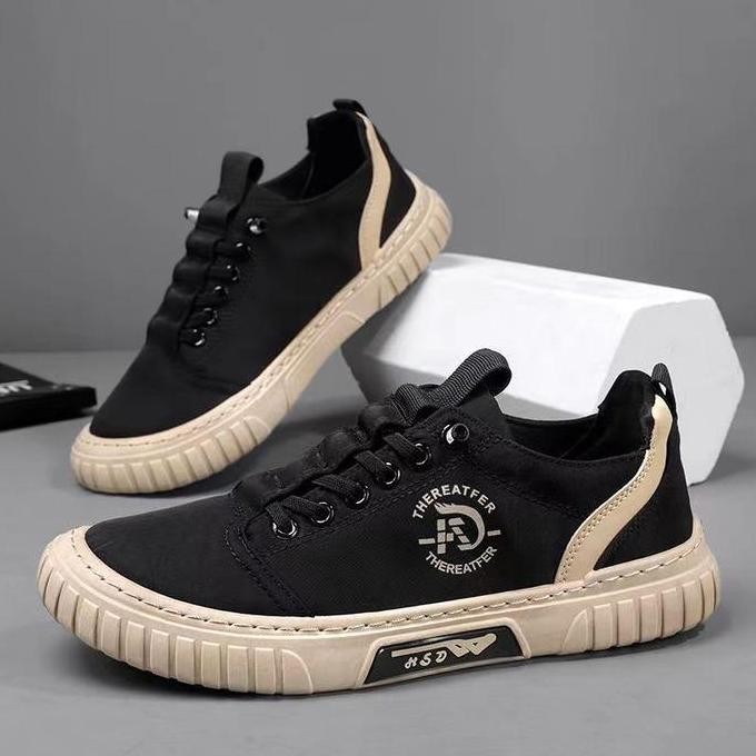 Sepatu Sneakers Kasual Pria Import Terbaru Sepatu sekolah keren trendy rekomendasi