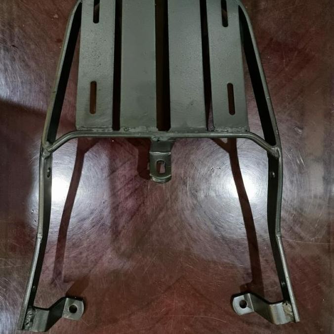 DF150>> breket vario 125 / vario 150 merk gp sport ada lubang side box