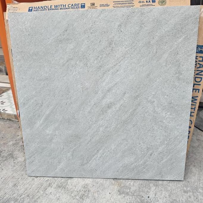 GRANIT 60X60 ABU KASAR HABITAT