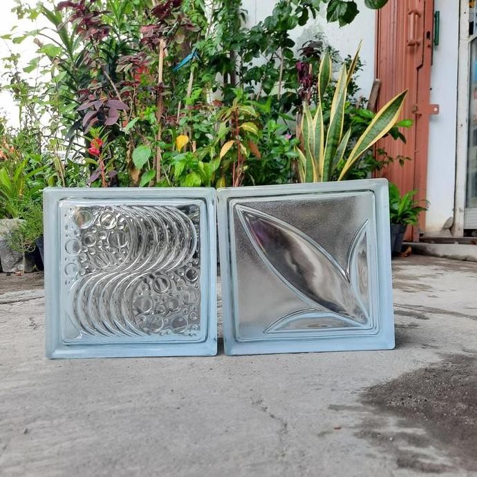 GLASSBLOCK MULIA / Glass block motif per dus (GOJEK)