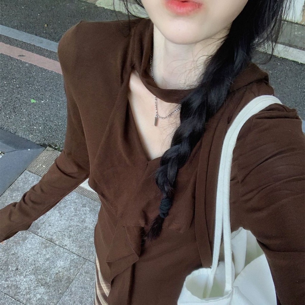 [PickMe Shop] Set dua potong atasan rajutan leher V desainer dan rok kotak-kotak