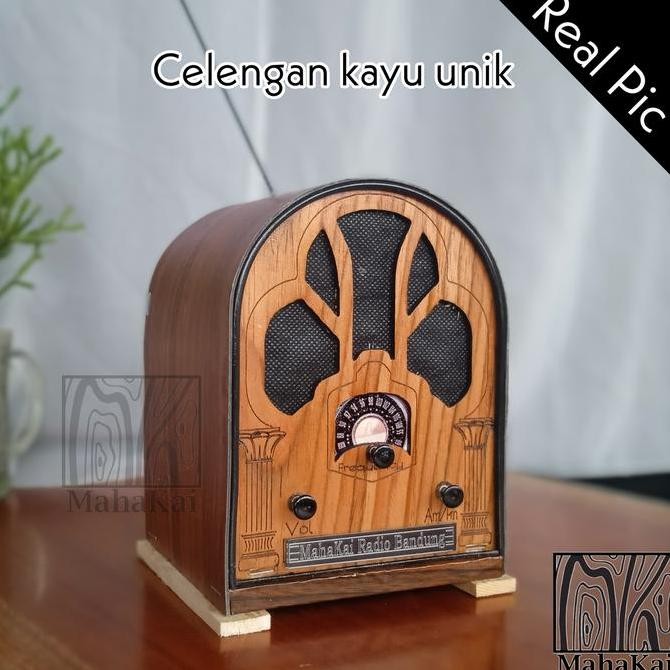 Celengan unik kayu bentuk radio vintage jadul hiasan cafe dekorasi speaker hadiah TEB