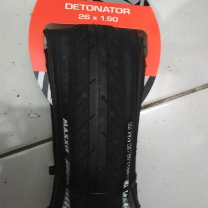 Ban Luar Sepeda Mtb 26 X 1.50 Maxxis Detonator Kevlar
