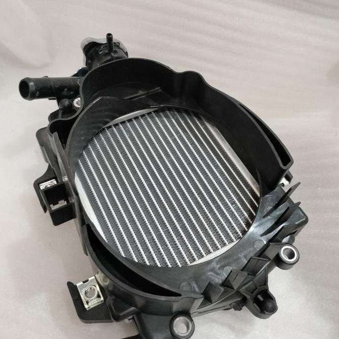 RADIATOR VARIO TECHNO 125/150/PCX 150+TUTUP RADIATOR Motocycle Original