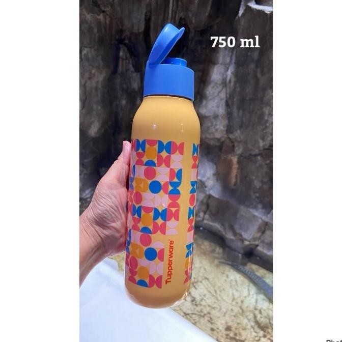 Botol Minum Motif Fancy 750 Ml Tupperware