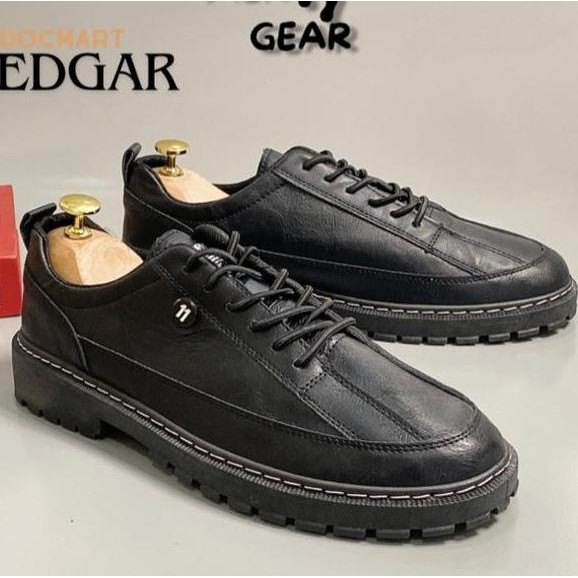 Menfootgear Edgar Sepatu Docmart Pria Sepatu Wisuda Formal Pantofel Karet Empuk Hitam