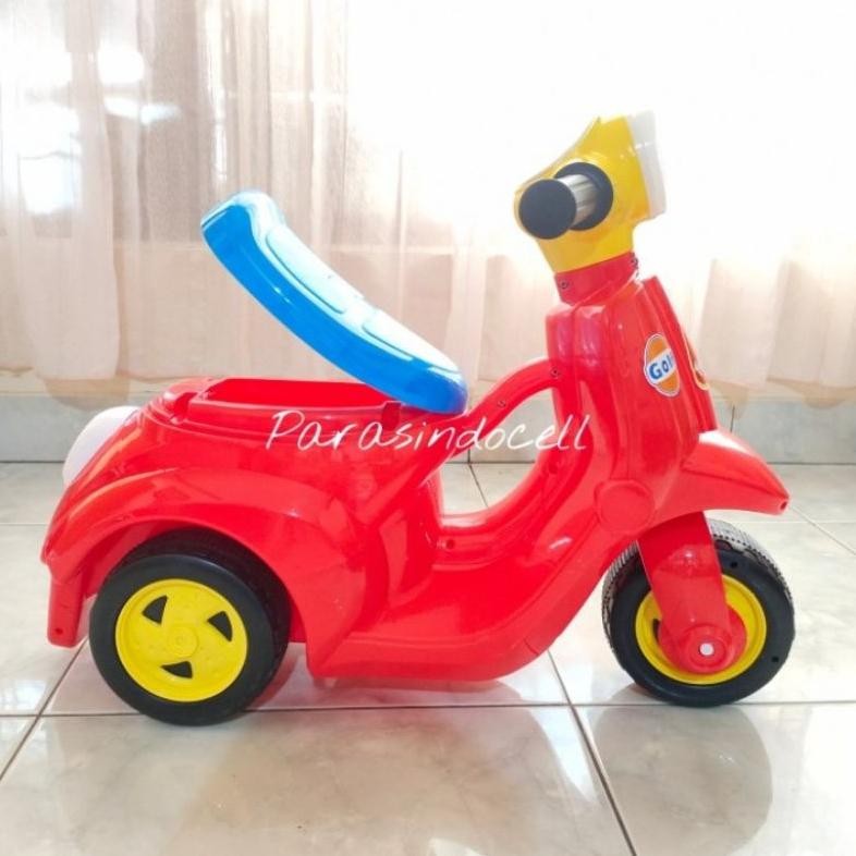 Mainan Tunggang Sepeda Motor Vespa Anak- Mainan Motor Vespa Dorong Anak