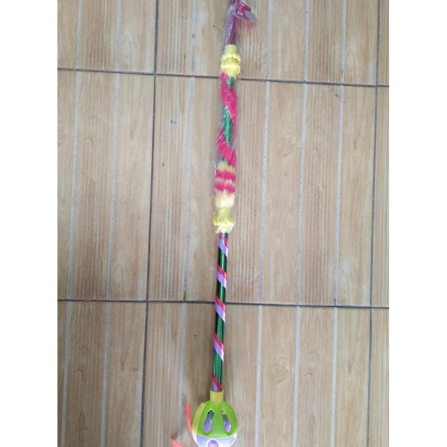 Mainan anak tongkat mayoret