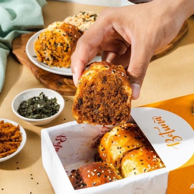 Beef Golden Floss / roti abon gulung - Botuna Indonesia