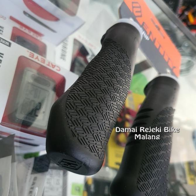 SR Handgrip - handlebar grip Entity Dual Density dengan palm rest