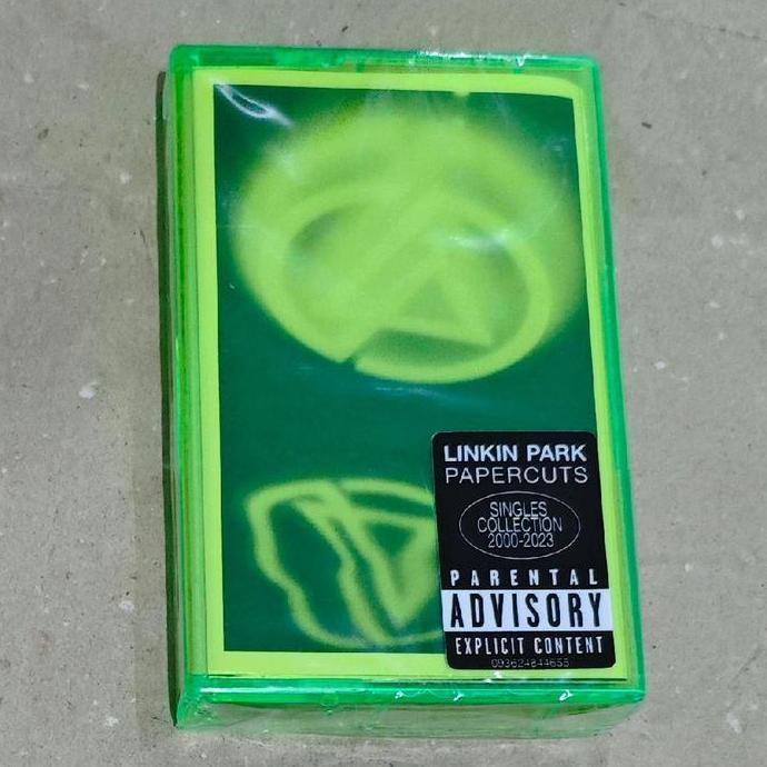 Kaset Pita Linkin Park / Papercuts Singles Collection 2000 - 2003 [The Best]
