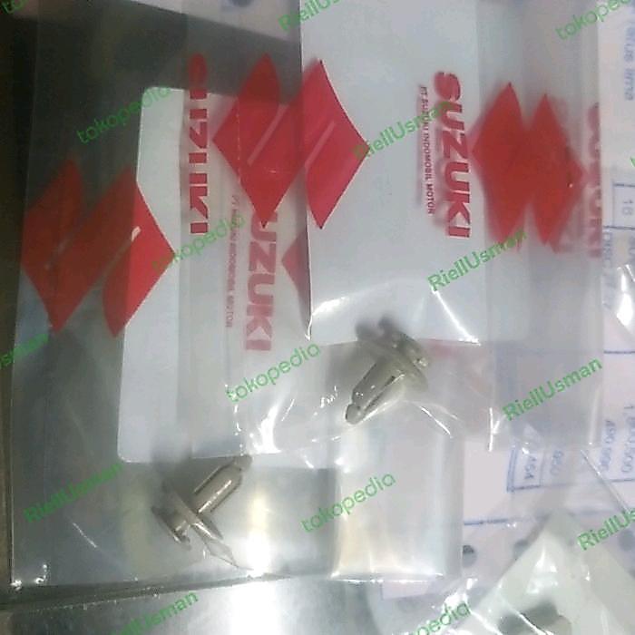 SALE klip kancing console box mobil ertiga