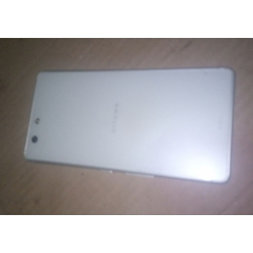 fujitsu arrows F-05J