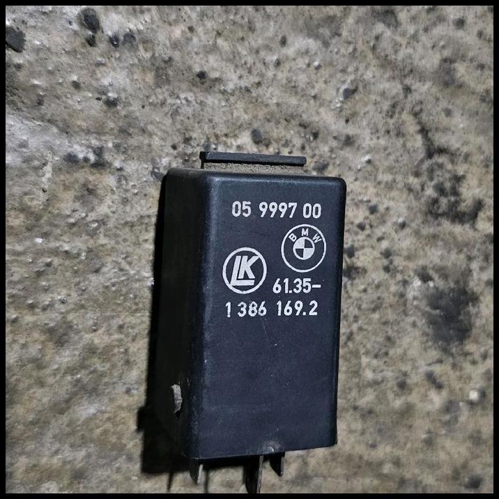 TERBARU RELAY AC BMW E30