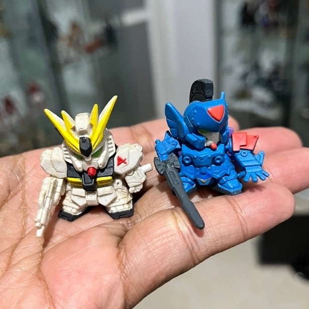 Swift Knight Blue Destiny (atau Shippu Kishi Blue Destiny dari seri SD Gundam Full Color Extra Stage