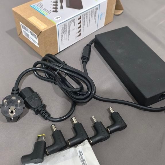 Charger Laptop gaming innergie 330W second bekas