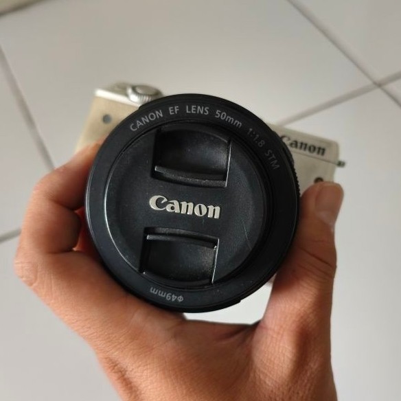 Canon M3 Mirrorless