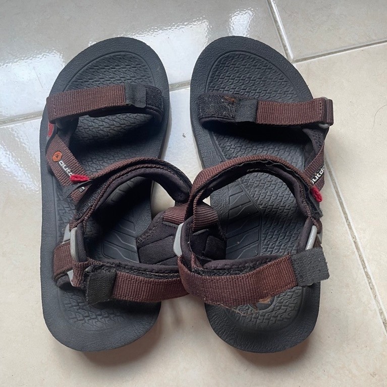 preloved sandal anak, sandal gunung, sandal outdoor